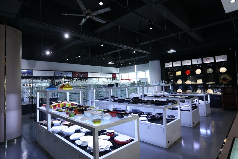 <a href='http://m.hiyinyue.com/canyisheb-14.htm' class='keys' title='點擊查看關于酒店廚房設備的相關信息' target='_blank'>酒店廚房設備</a>